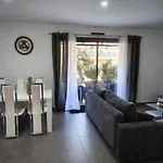 Privee Avec Piscine A Διαμέρισμα *