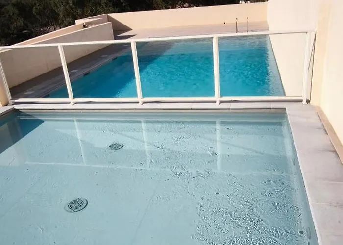 Privee Avec Piscine A Appartement Bonifacio (Corsica)
