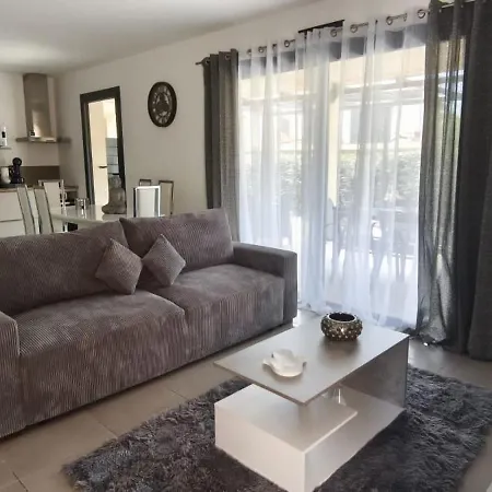 Privee Avec Piscine A Bonifacio