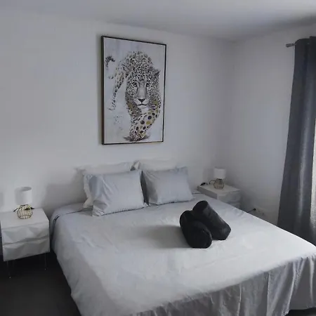 Apartment Privee Avec Piscine A Bonifacio (Corsica)