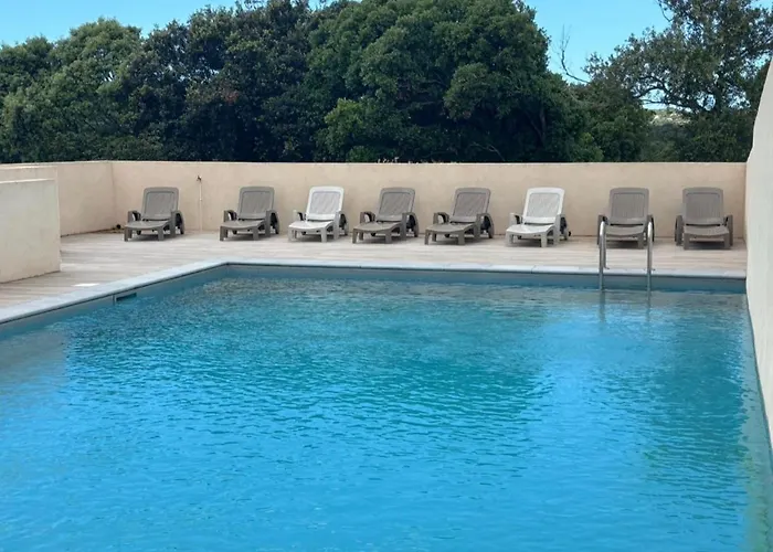 Daire Privee Avec Piscine A *