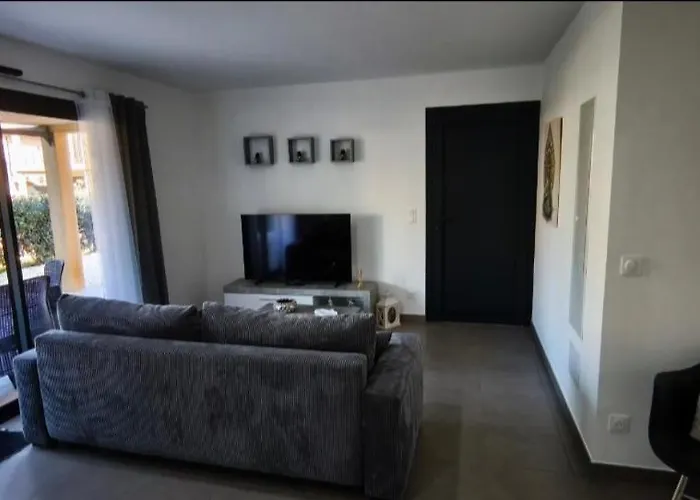 Daire Privee Avec Piscine A