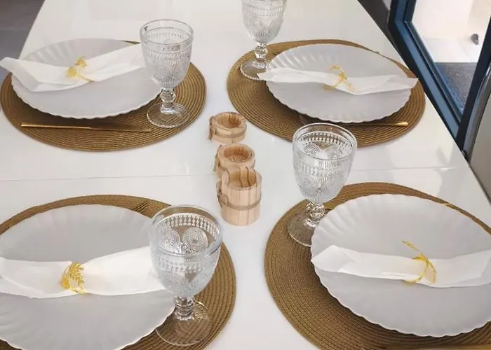 Privee Avec Piscine A