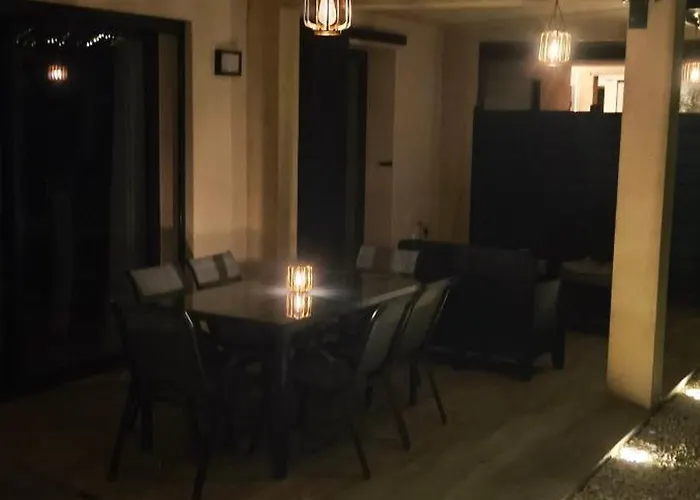 Daire Privee Avec Piscine A Bonifacio (Corsica)