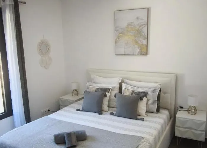 Privee Avec Piscine A